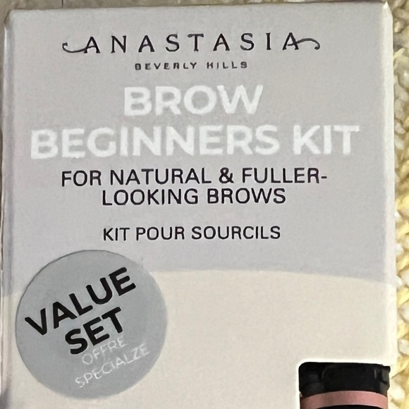 Anastasia Beverly Hills Brow Beginners Kit Natural Fuller Look in Soft Brown NIB - Picture 1 of 9